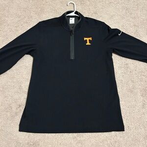 Nike Dri Fit Men’s Quarter Zip Pullover